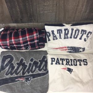 Set of New England Patriots women’s medium march.